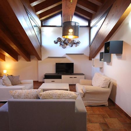 Attico Dell'Aquila Apartment Brusson Luaran gambar