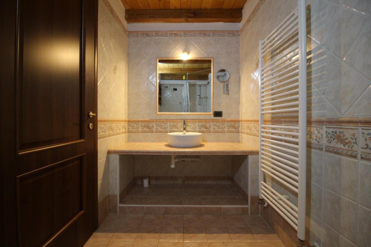 Attico Dell'Aquila Apartment Brusson Luaran gambar