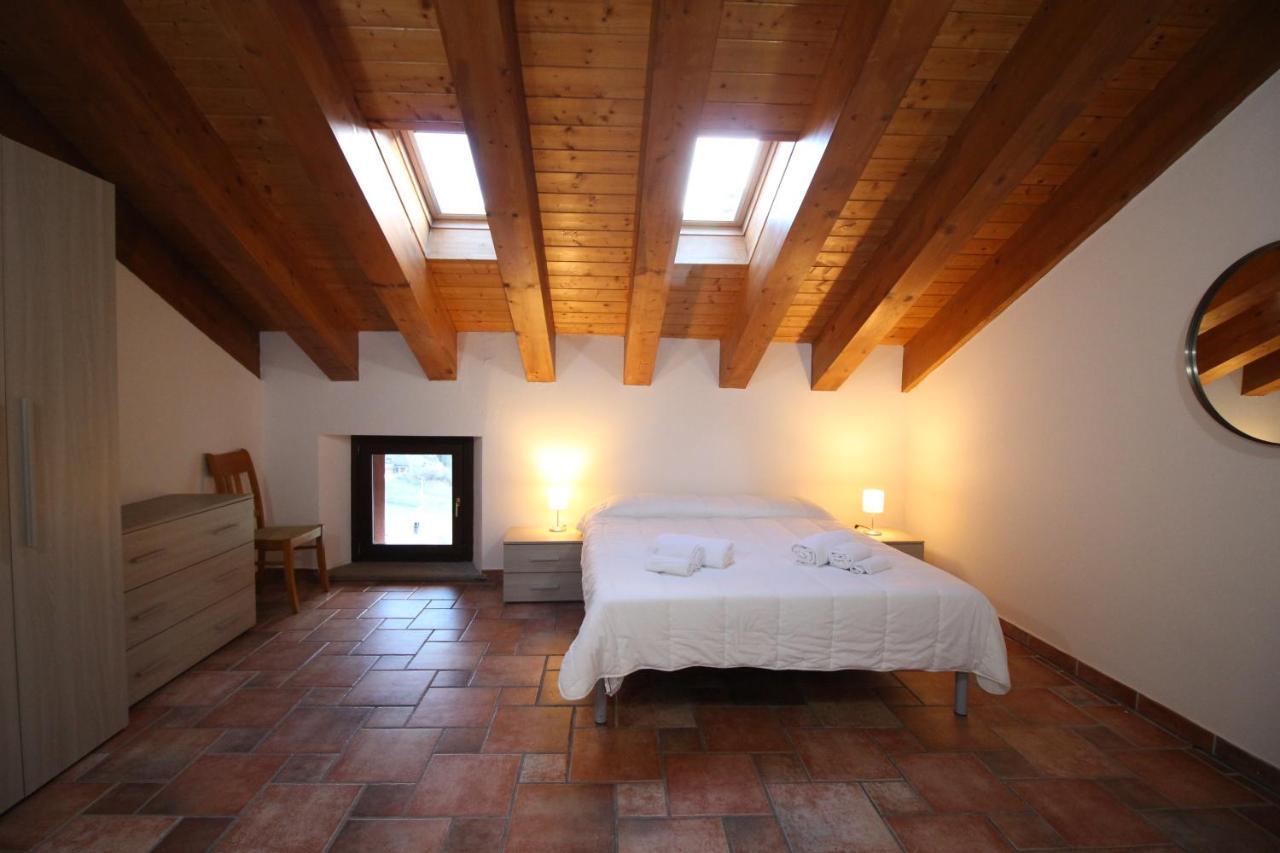 Attico Dell'Aquila Apartment Brusson Luaran gambar