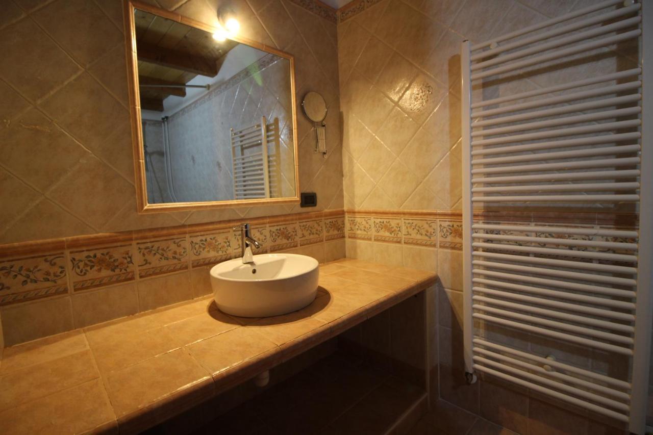 Attico Dell'Aquila Apartment Brusson Luaran gambar